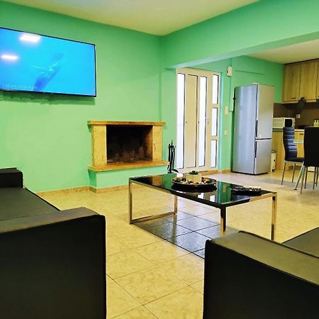 Apartmán Sleepili Vrísai Exteriér fotografie