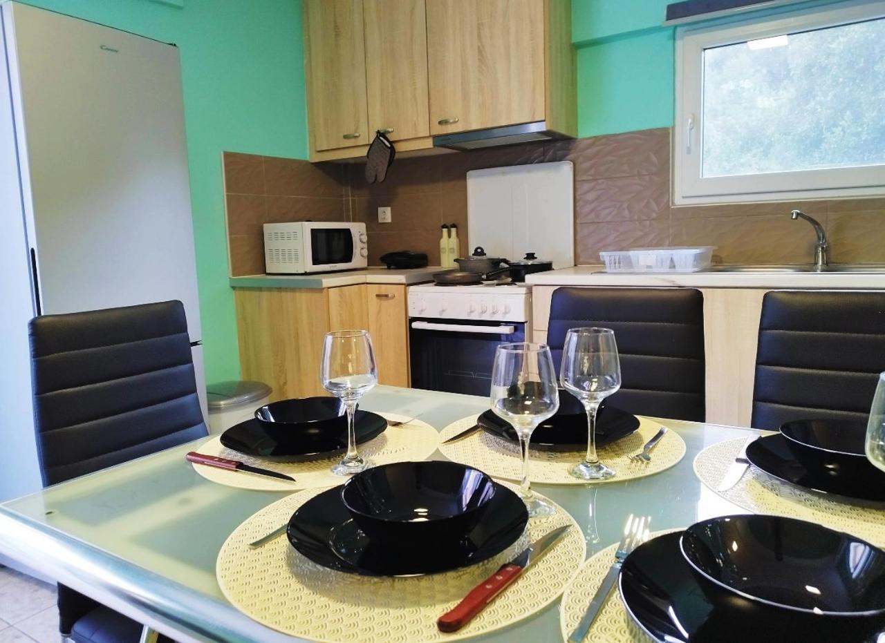 Apartmán Sleepili Vrísai Exteriér fotografie